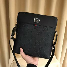 Picture of Gucci Mens Bags _SKUfw143779102fw